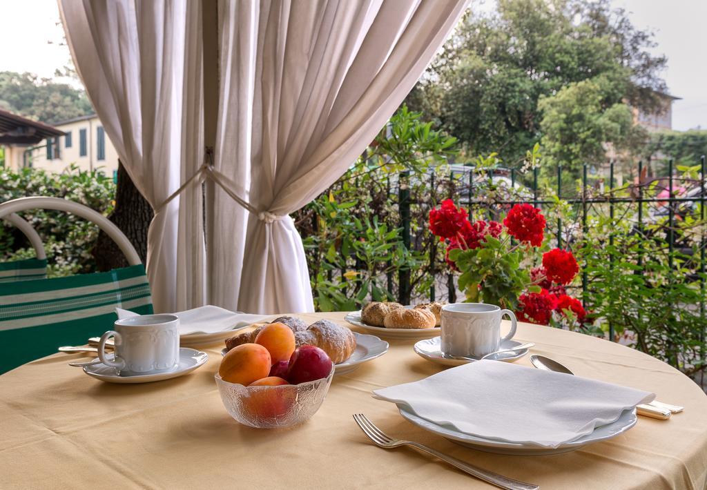 Hotel Verdemare มารินา ดิ เปียตราซันตา ภายนอก รูปภาพ