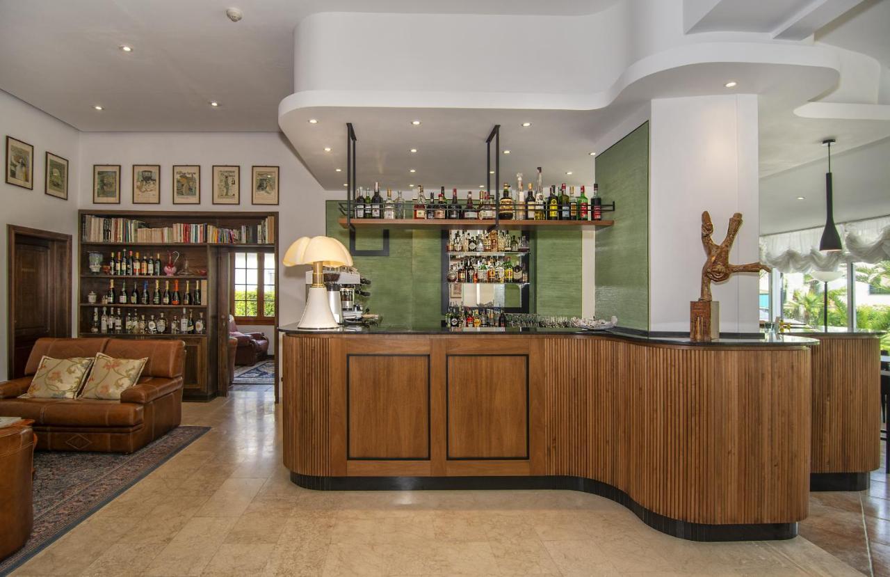Hotel Verdemare มารินา ดิ เปียตราซันตา ภายนอก รูปภาพ